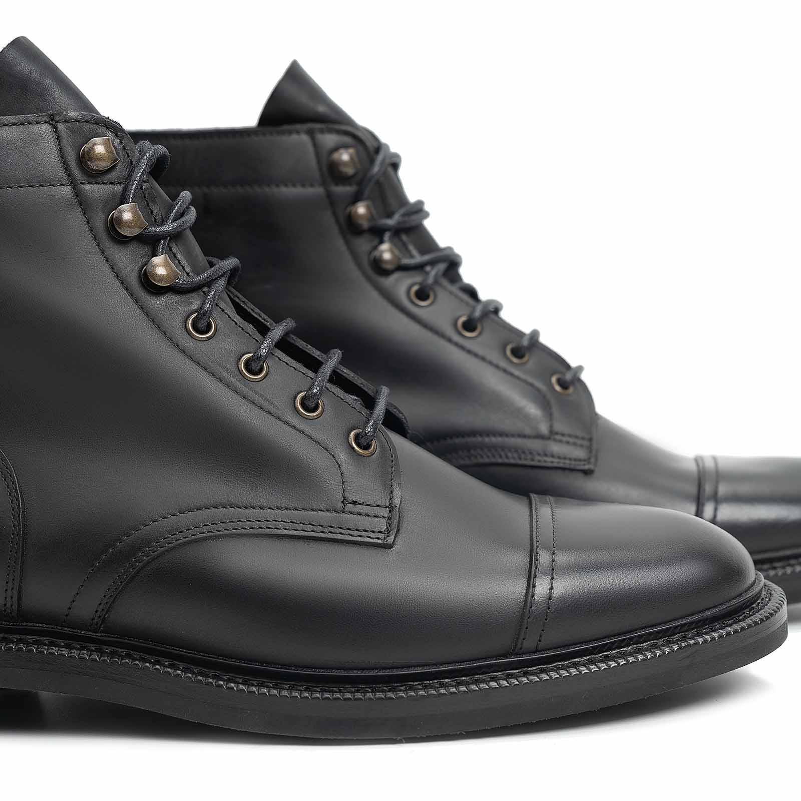 514386 - BLACK WAXY CALF - E – Meermin Shoes - Europe